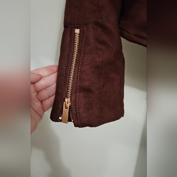 LC Lauren Conrad Runway collection Faux Suede Moto Jacket. Color Wine. Size 4 - Picture 6 of 15